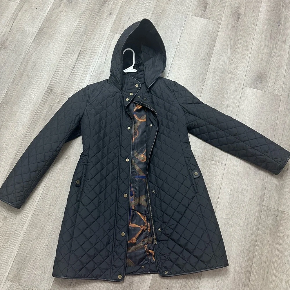Winter coat - Picture 1 of 4